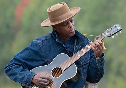 Eric Bibb